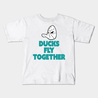 Ducks fly together Kids T-Shirt